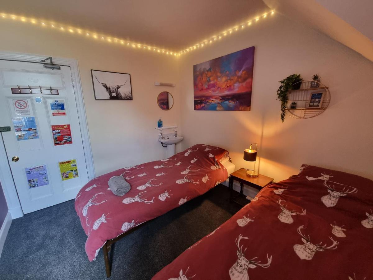 Fort William Backpackers מראה חיצוני תמונה