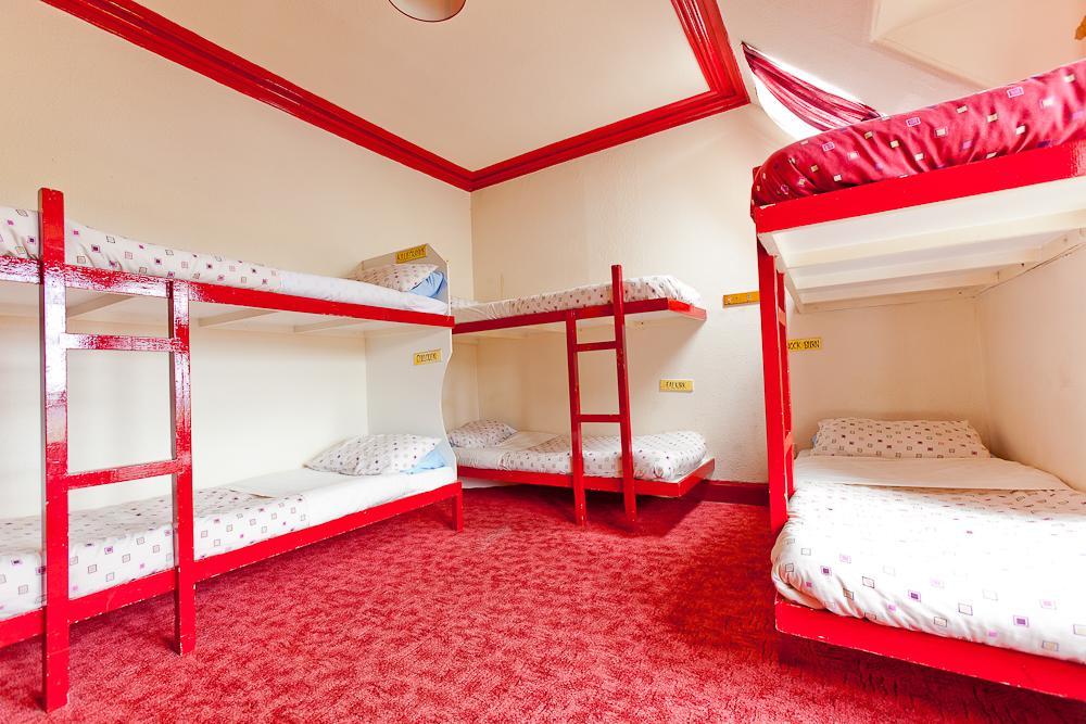 Fort William Backpackers מראה חיצוני תמונה